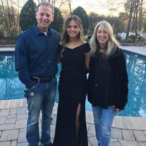 Meet your Posher, Skylar